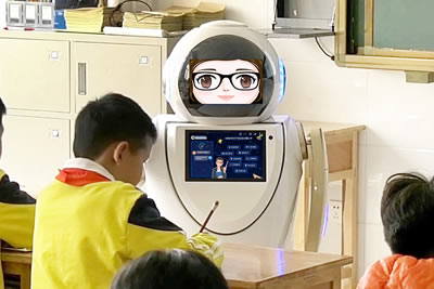 教育�C器人